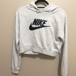 Cropped Gray Nike Hoodie Preowned